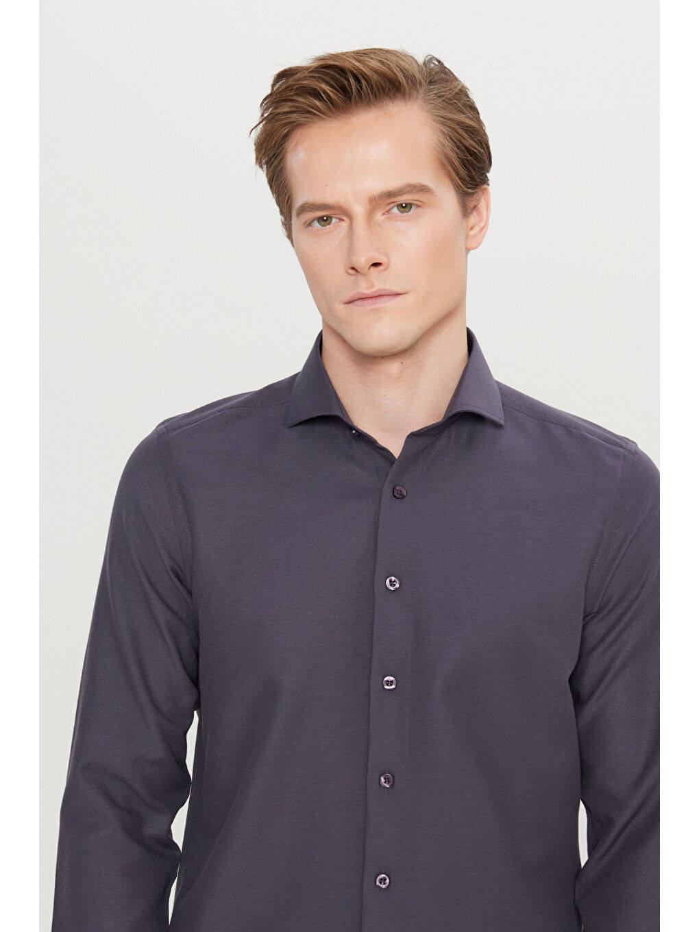 Erkek Antrasit Pamuklu Oxford Tailored Slim Fit Dar Kesim Küçük İtalyan Yaka Armürlü Gömlek-3
