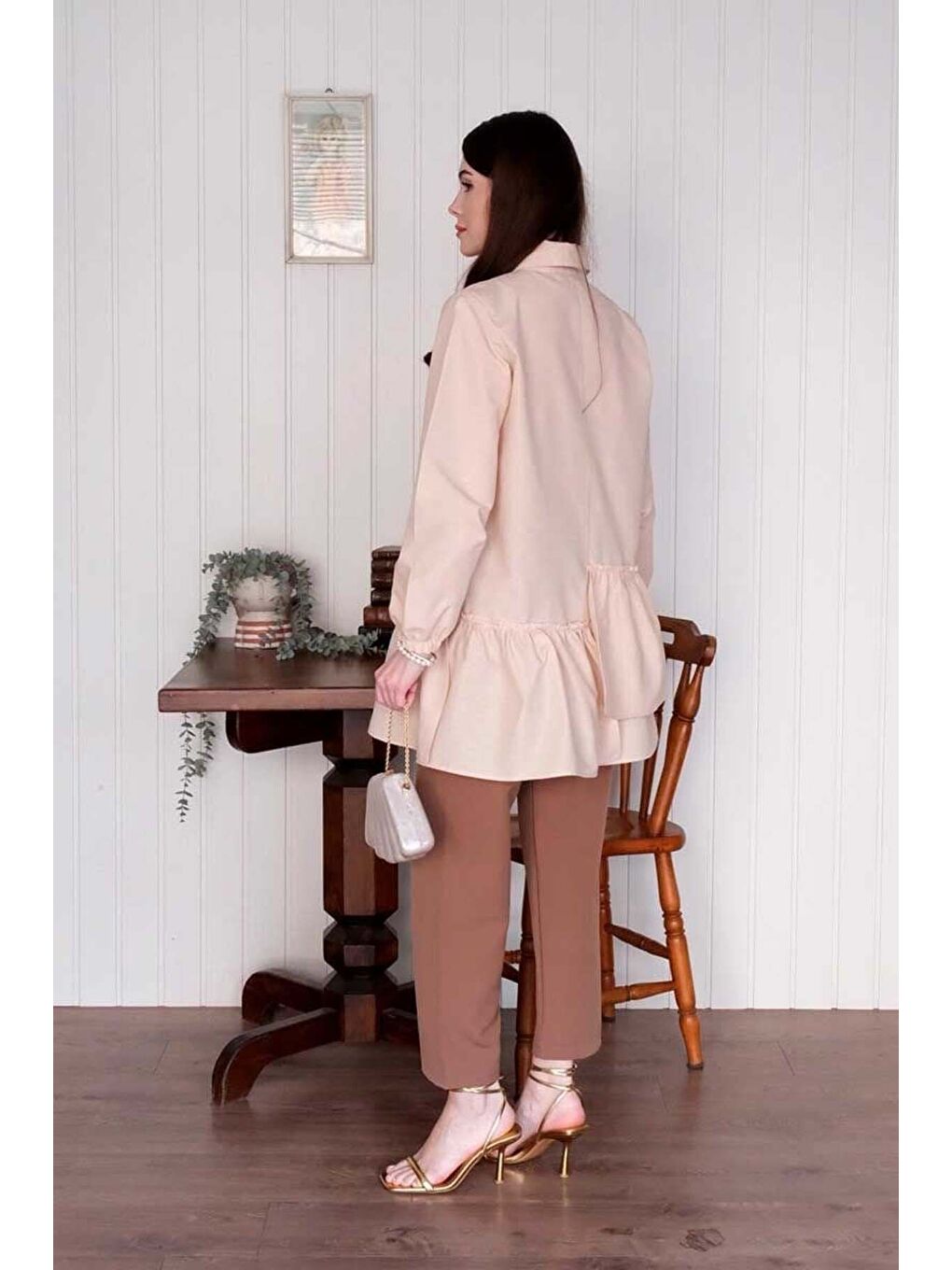 Ekru Krem Asimetrik Gömlek-7