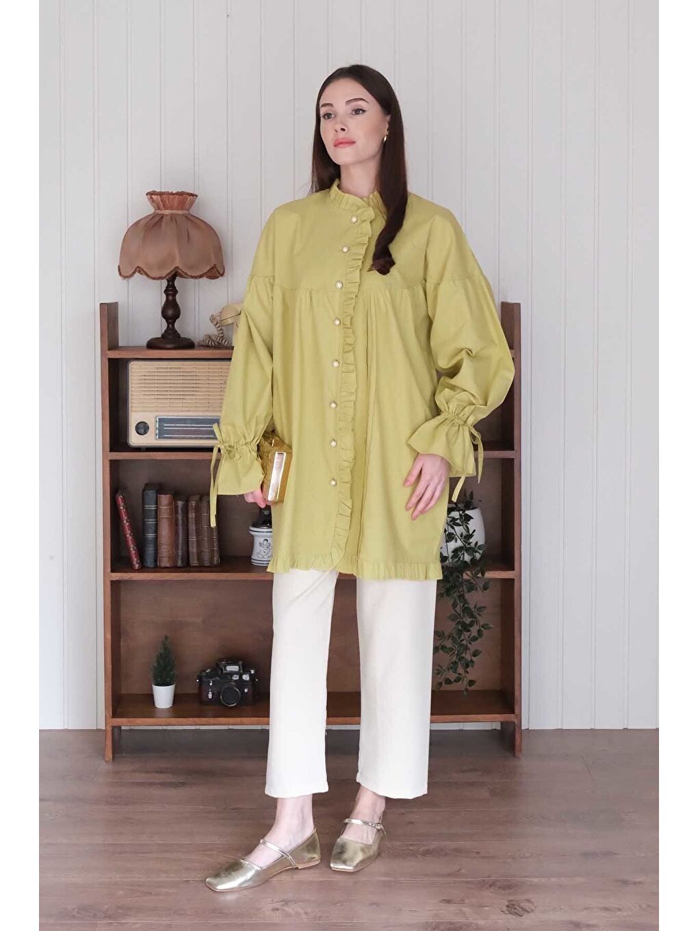 Soft Yeşil Kolu Büzgülü Gömlek-2