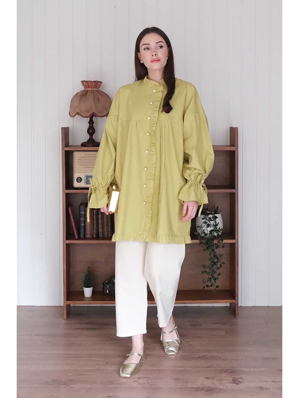 Soft Yeşil Kolu Büzgülü Gömlek-3
