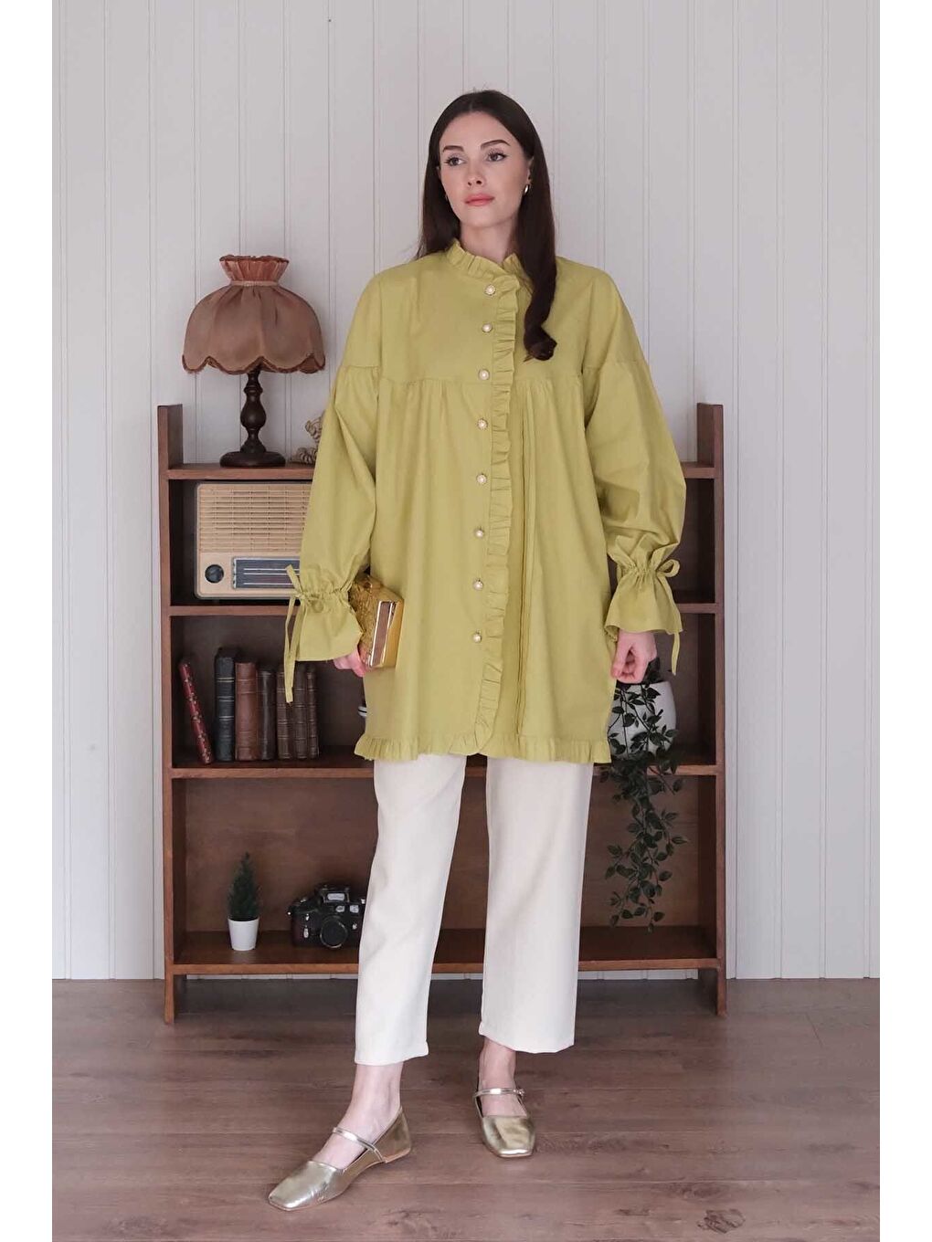 Soft Yeşil Kolu Büzgülü Gömlek-5