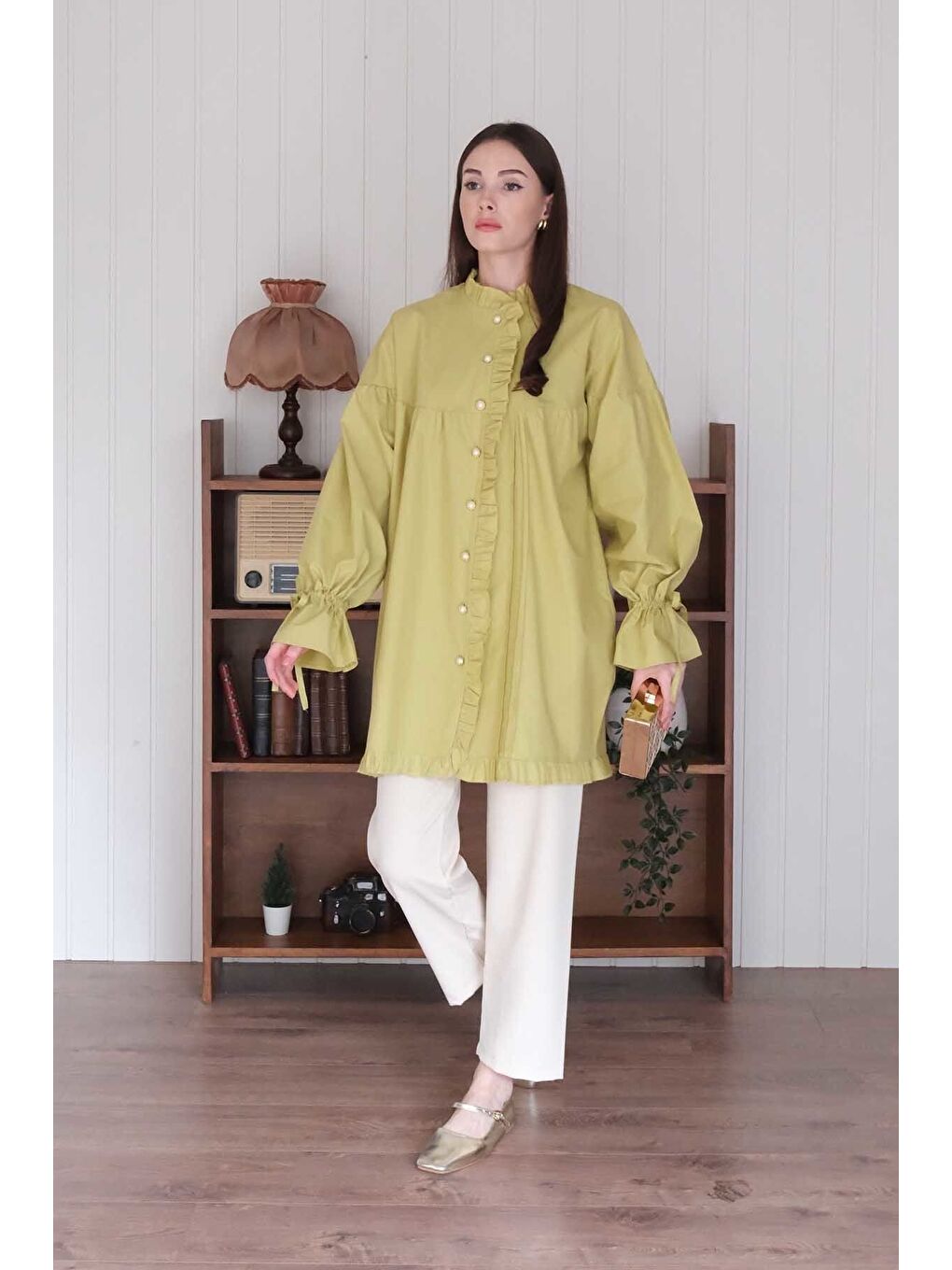 Soft Yeşil Kolu Büzgülü Gömlek-6