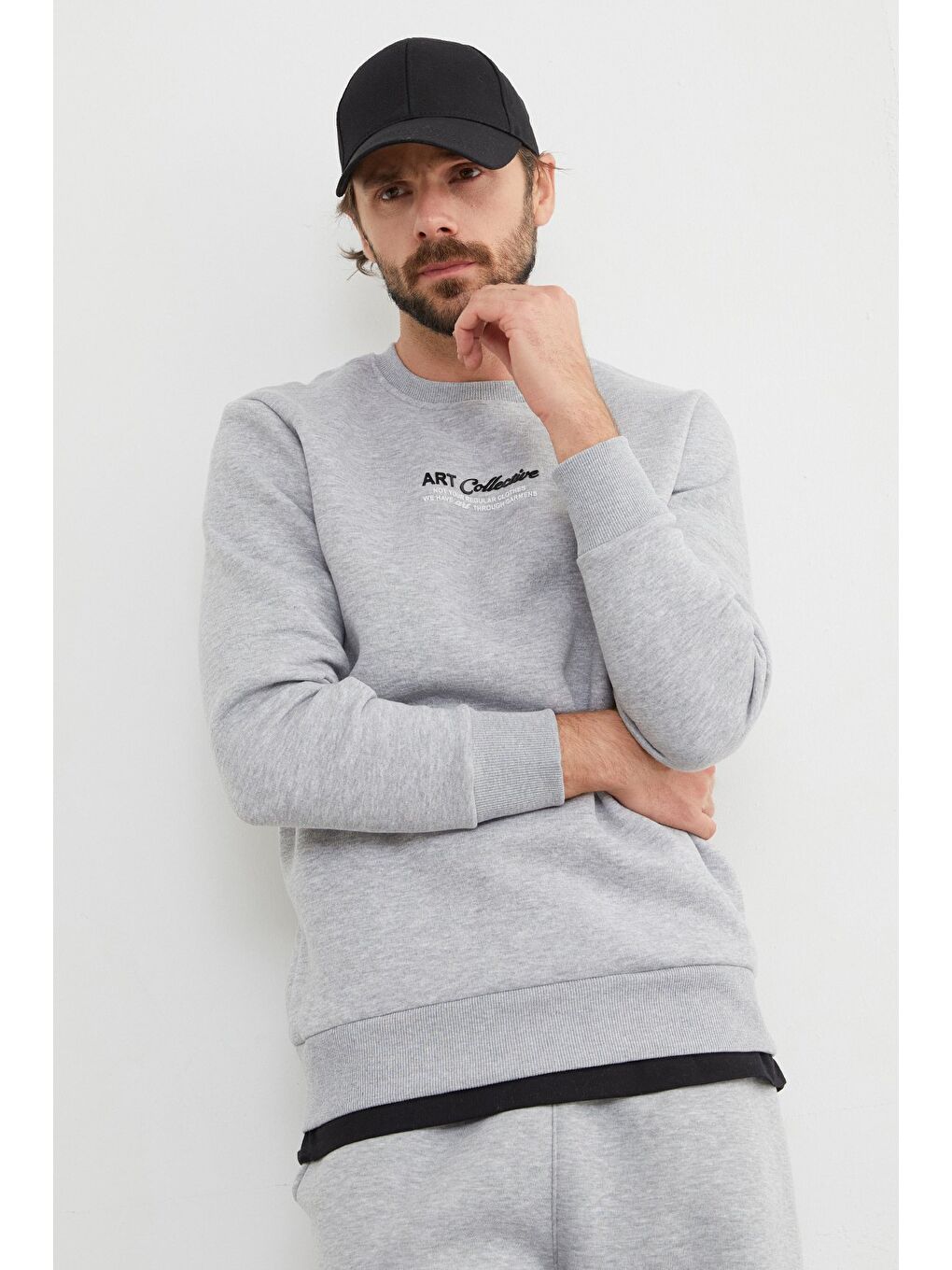 Gri 3 İplik Art Collective Kabartma Baskılı Büyük Beden Sweatshirt-1