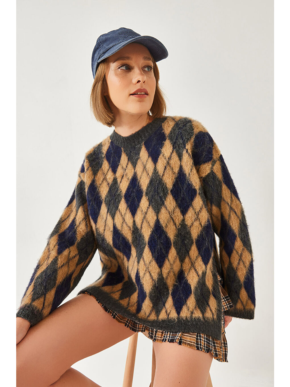 Antrasit Kadın Şardonlu Baklavalı Yırtmaçlı Triko Kazak-1