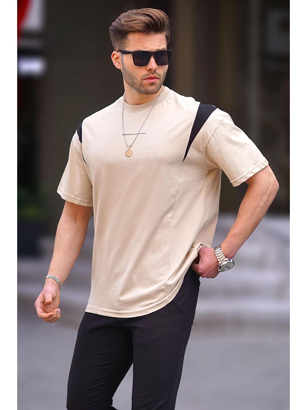 Bej Oversize Bisiklet Yaka Tişört 7003-1