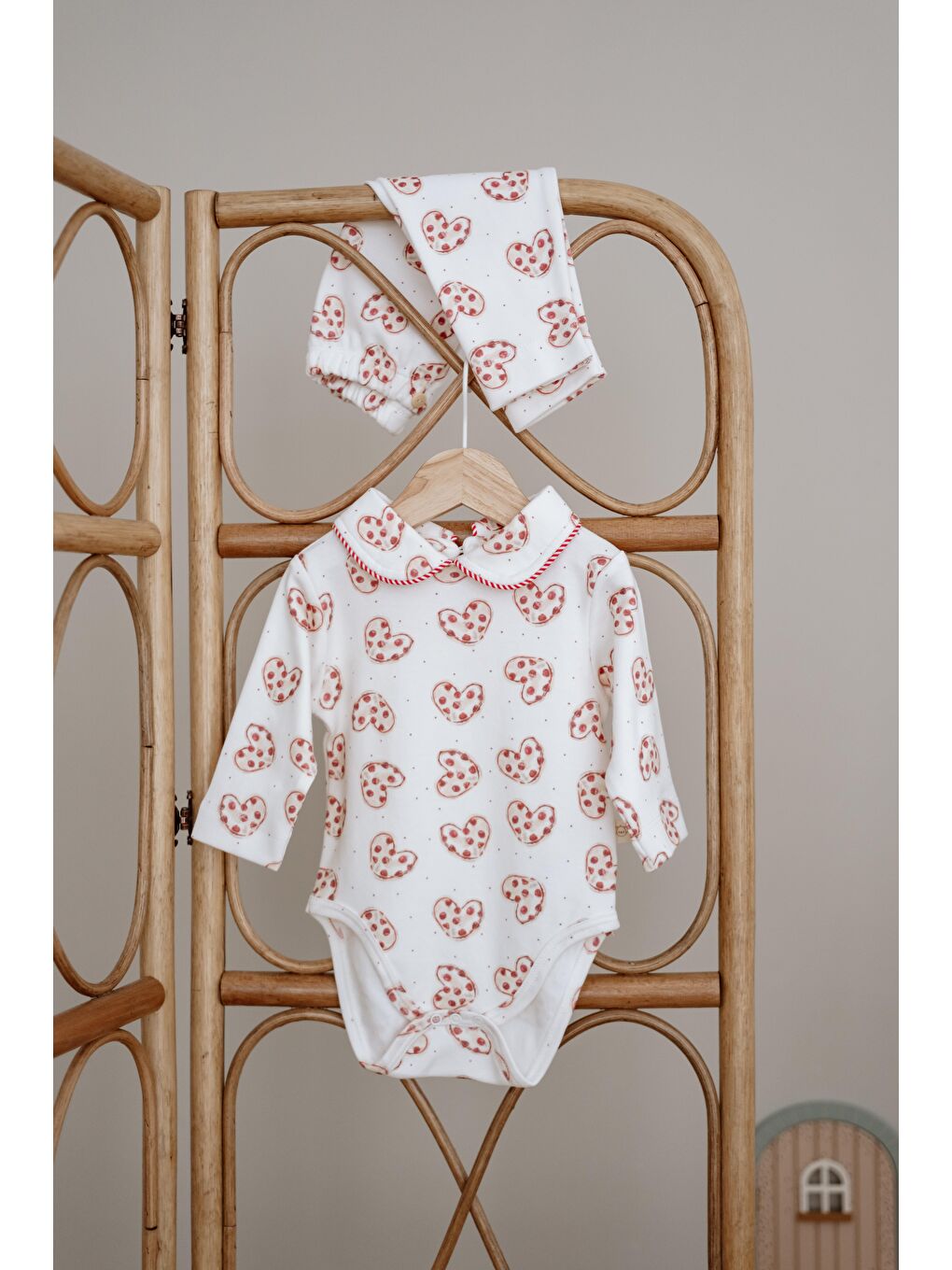 Beyaz Puffy Sleep Kalp Kurabiye Serisi Body Tayt Takım-1