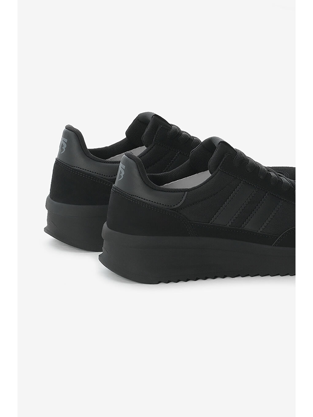 Unisex Siyah Termo Taban Çift Şeritli Bağcıklı Spor Ayakkabı-4