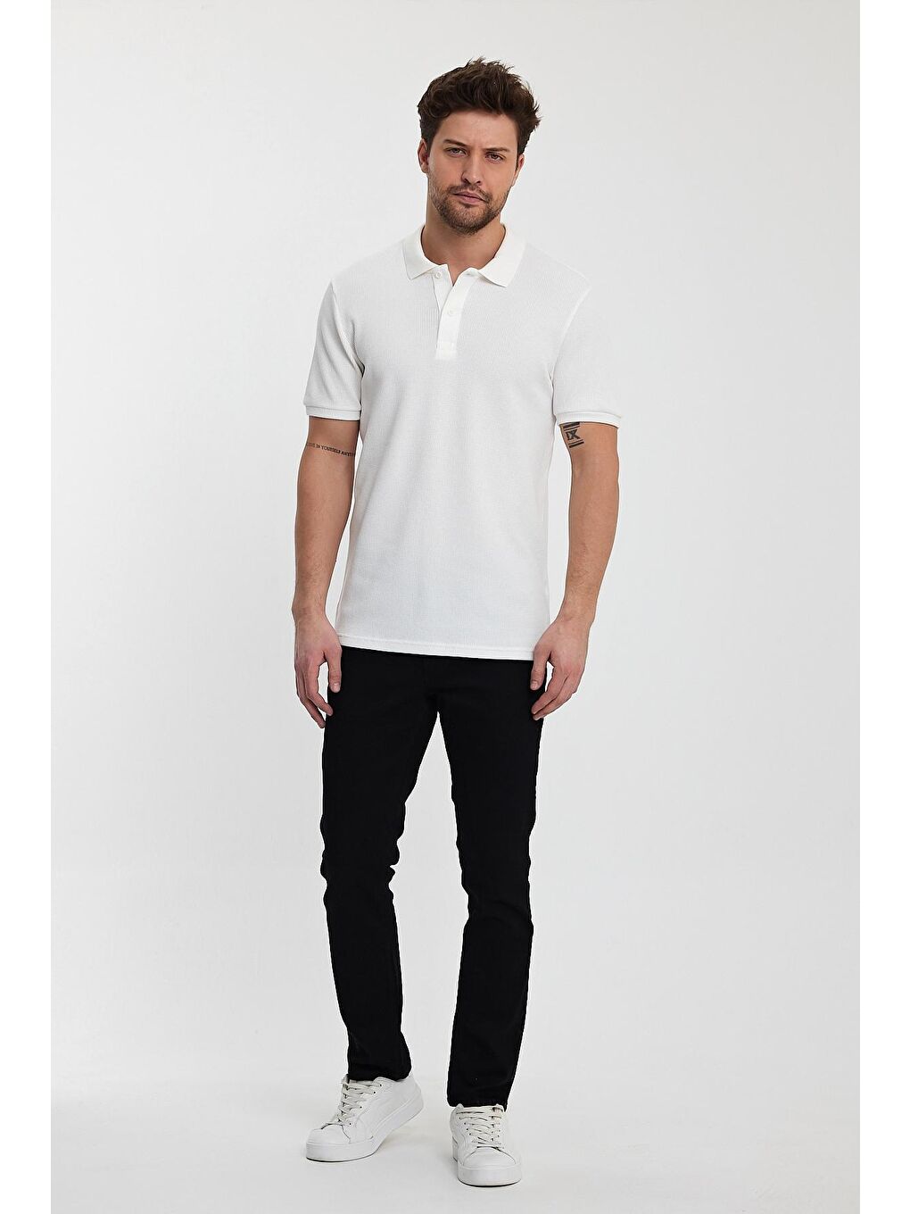 Beyaz Polo Yaka Erkek Tişört-1