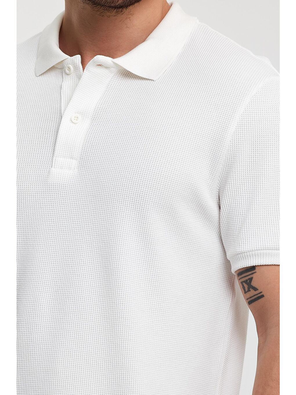 Beyaz Polo Yaka Erkek Tişört-2