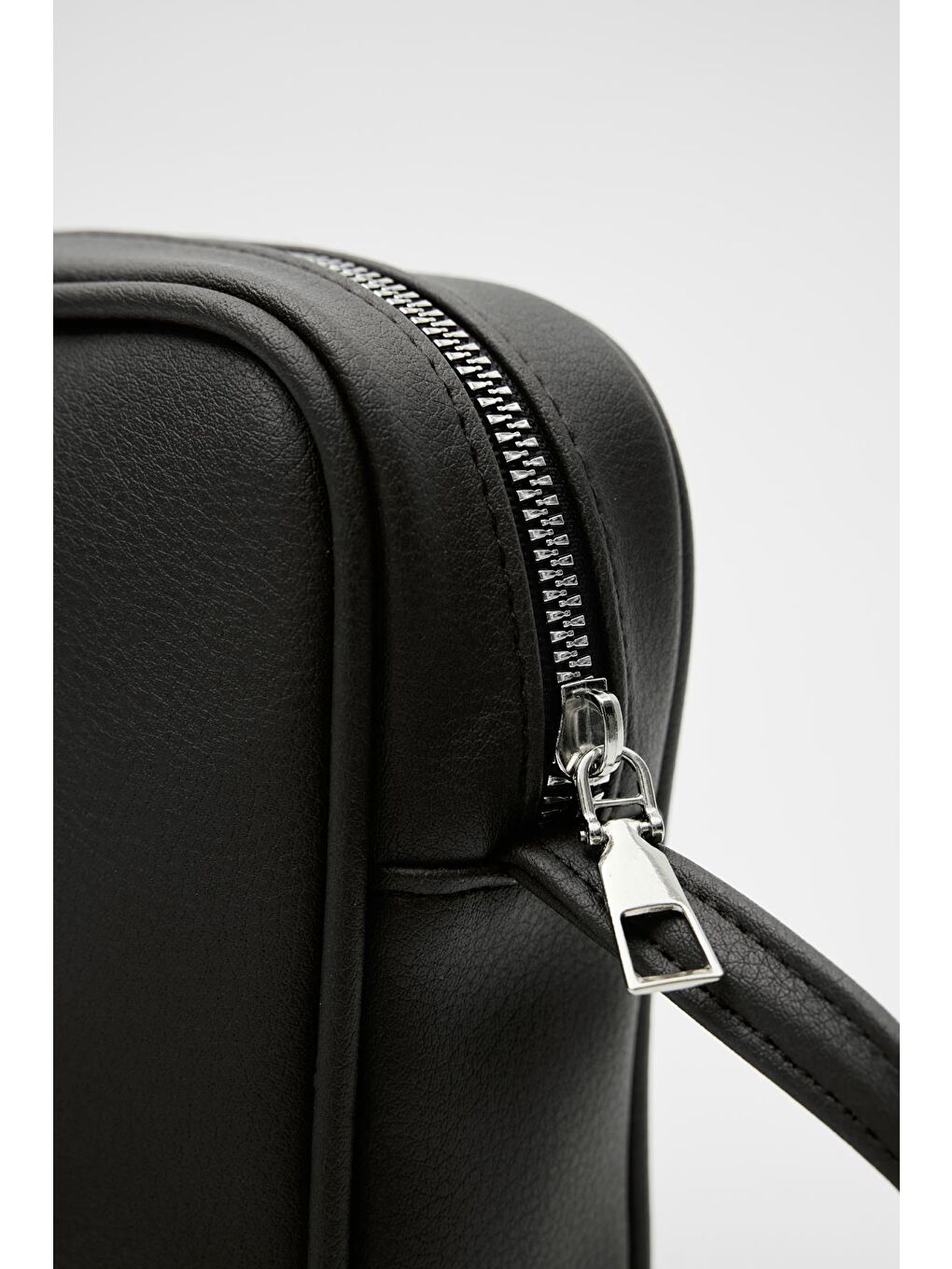 Lina Çapraz Çanta Siyah-4