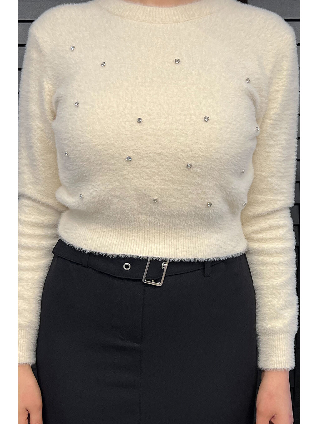 Bej Bisiklet Yaka  İplik Taşlı Kadın Triko Kazak-2