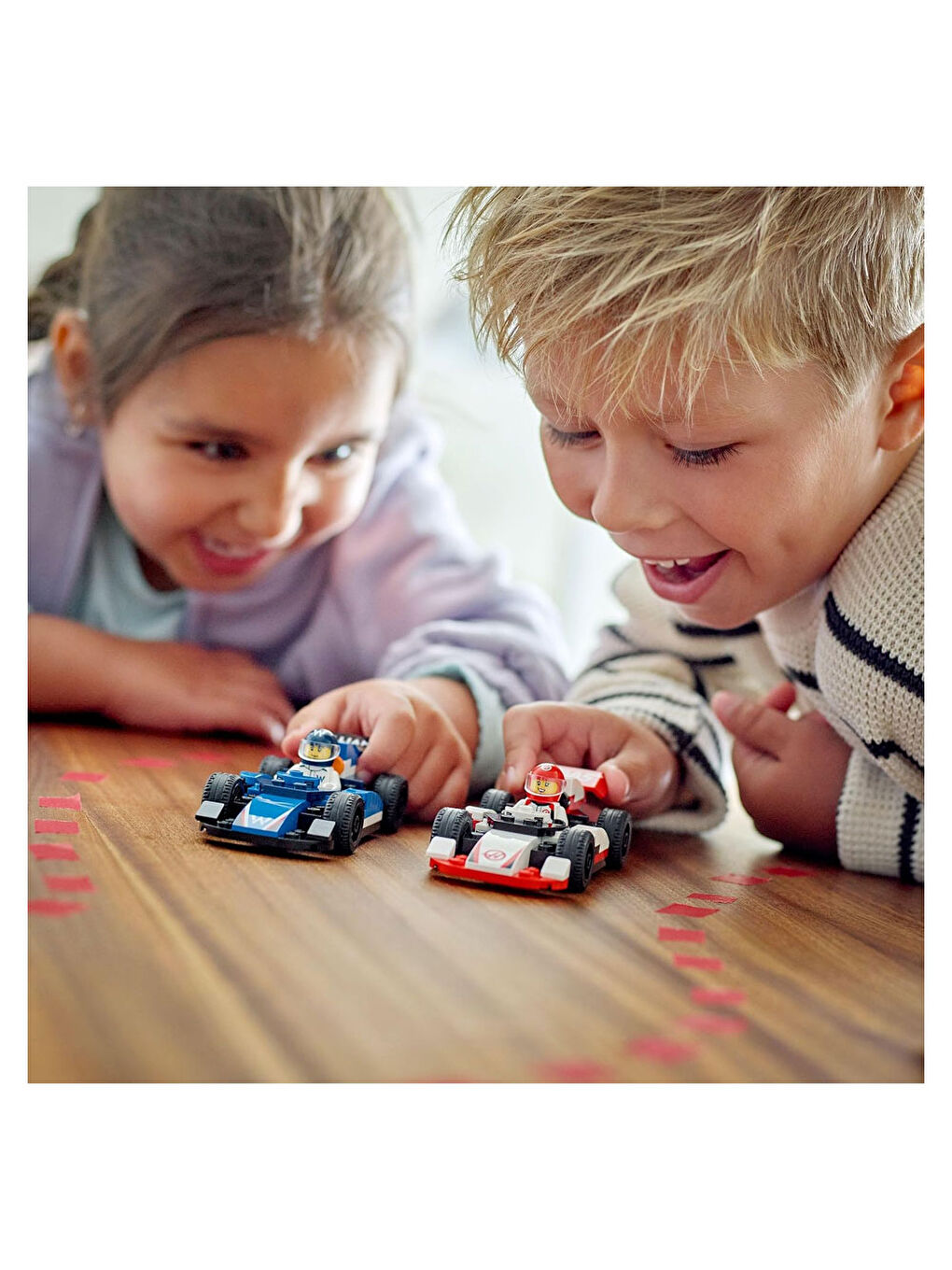 Lego City F1 Williams Racing ve Haas F1 Yarış Arabaları 60464 - 2