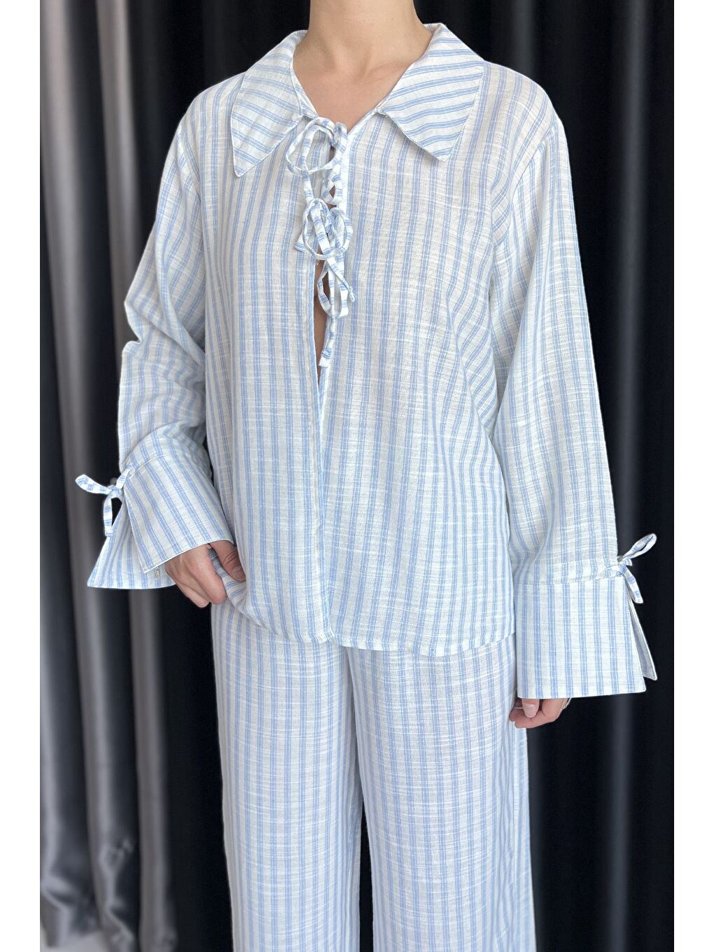 Mavi Ön Bağlamalı Çizgili Bluz Pantolon İkili Takım-3