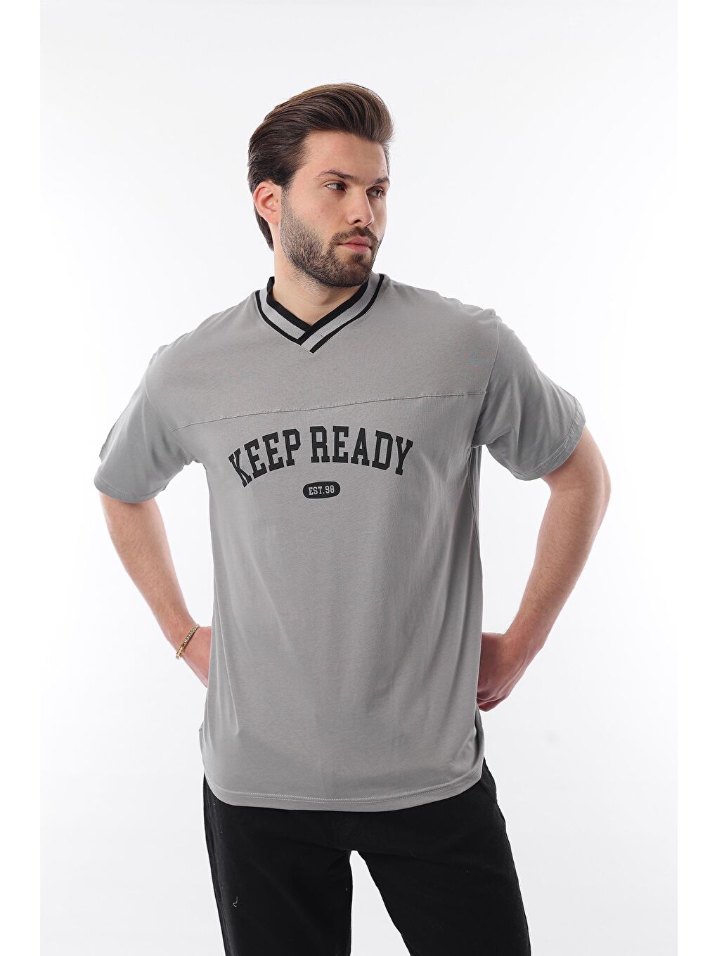Boyalı Gri V Yaka Baskılı Kısa Kollu Overfit %100 Pamuk Tişört 7039-2