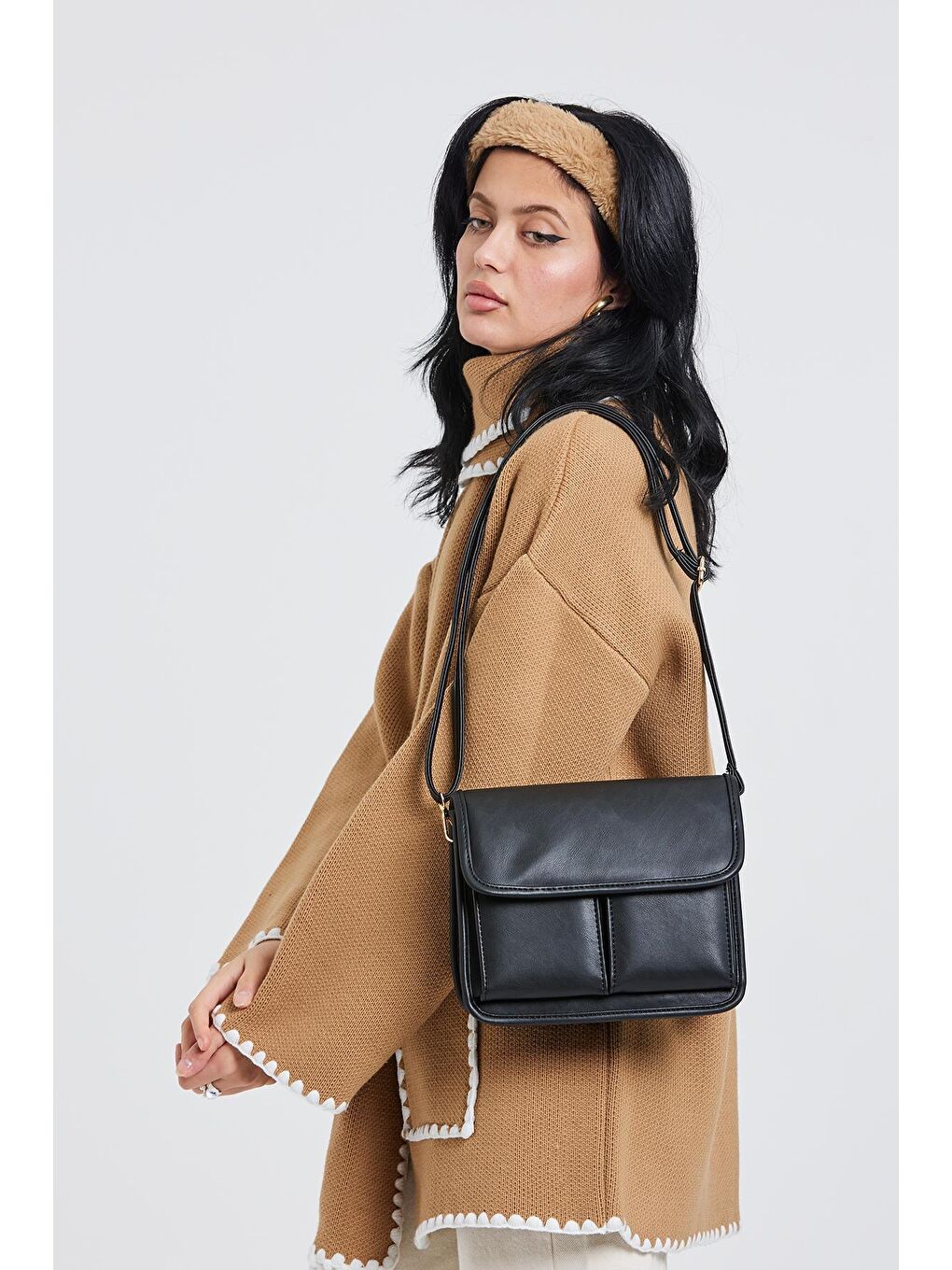 Uzun Askılı Vintage Çok Gözlü Jeff Kadın Çapraz Çanta Siyah-1