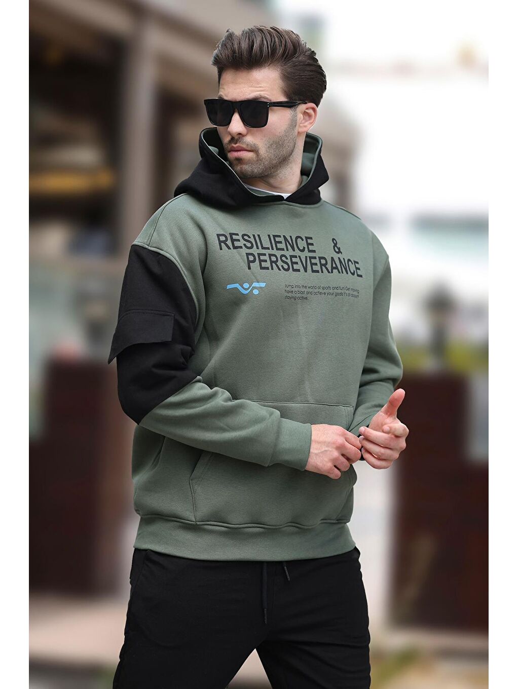 Madmext Haki Kapüşonlu Cep Detaylı Baskılı Erkek Sweatshirt 7058 - 2