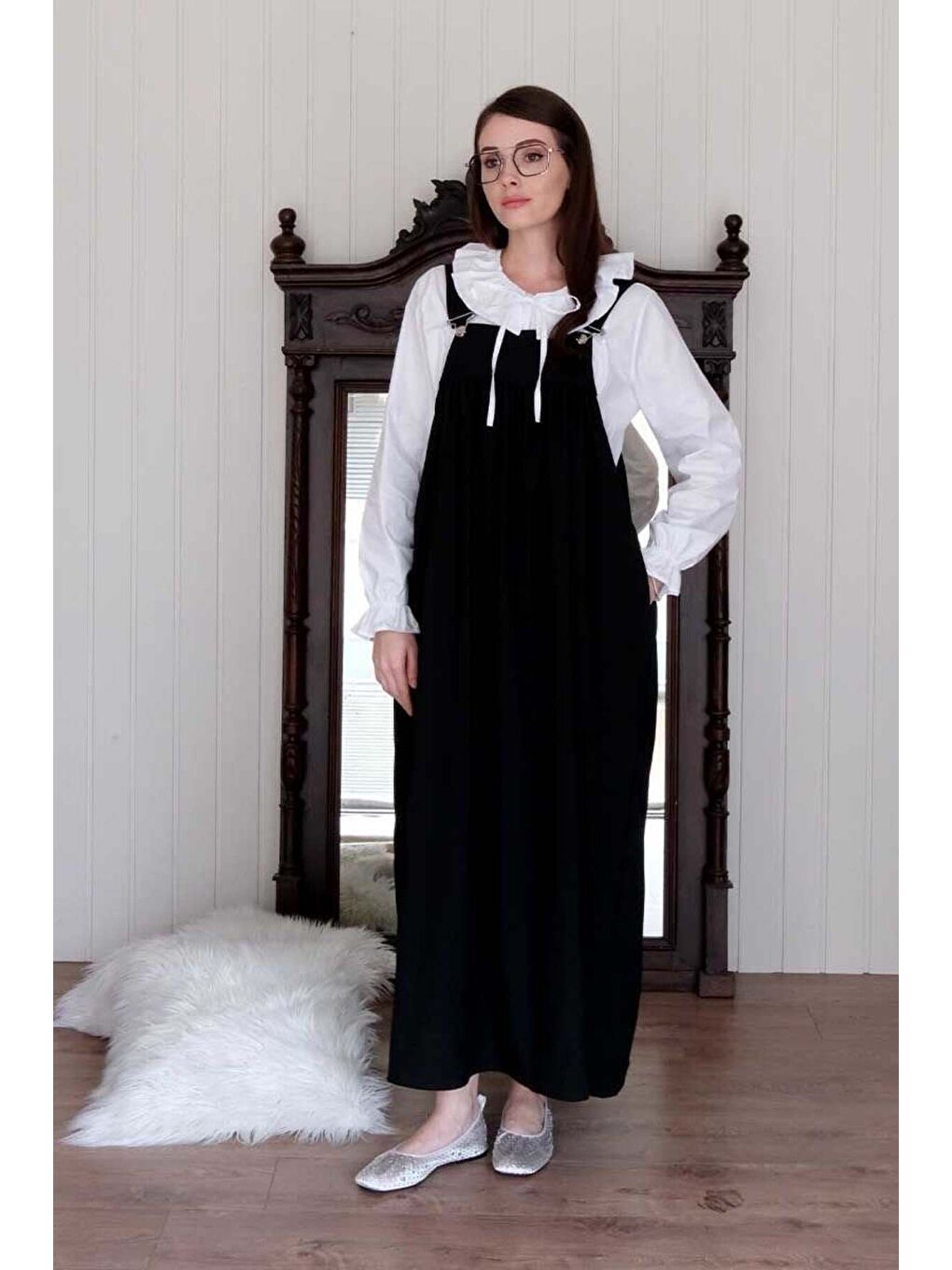 Beyaz Bebe Yaka Fiyonklu Gömlek-2