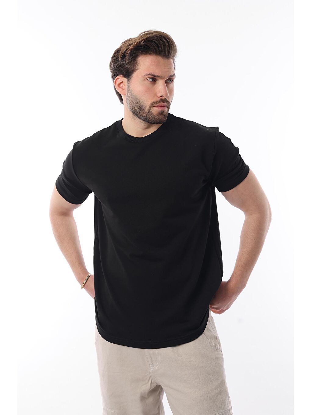 Siyah Bisiklet Yaka Basic Kısa Kollu Tişört 7042-2