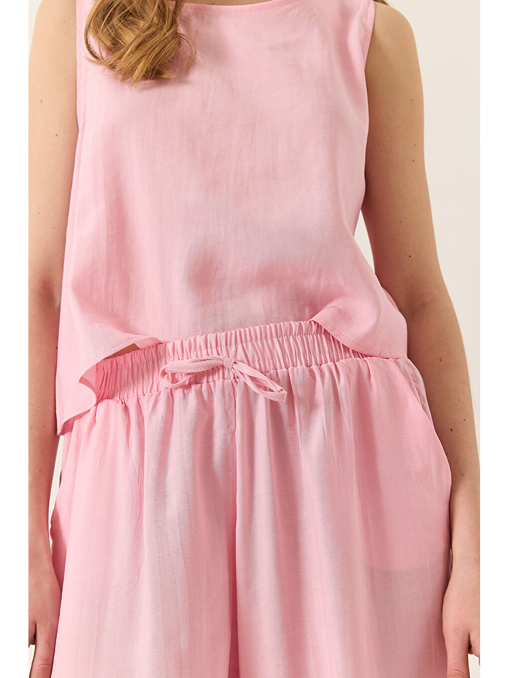 Pembe Kadın Kalın Askılı Bluz Beli Lastikli Pantolon Modal Takım-5