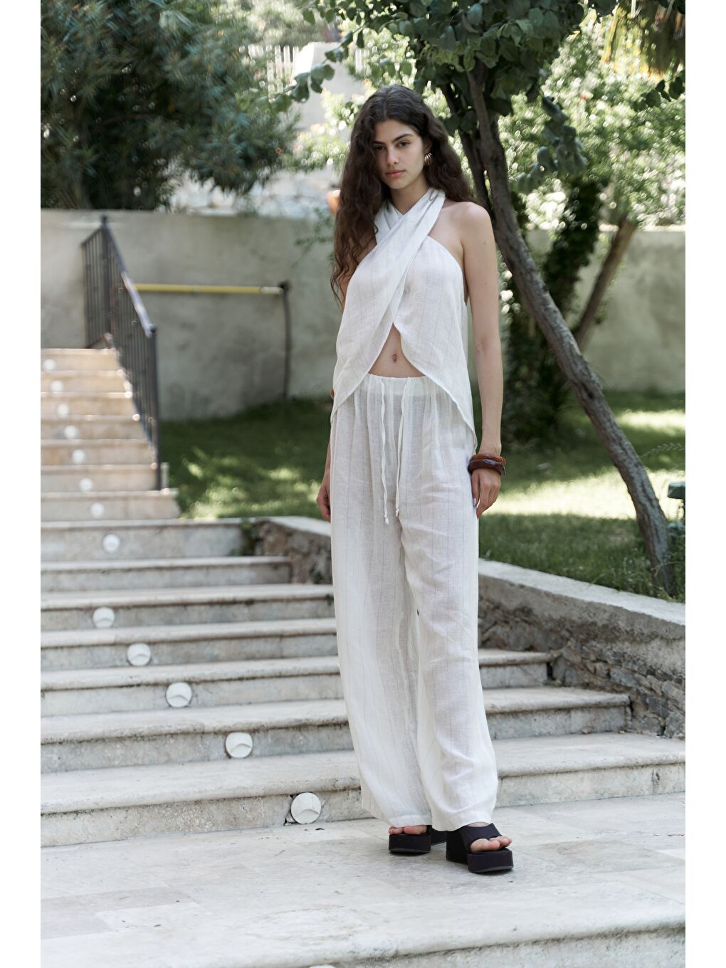 Cadhas Boyundan Bağlamalı Ekru Crop Pantolon Takım-1