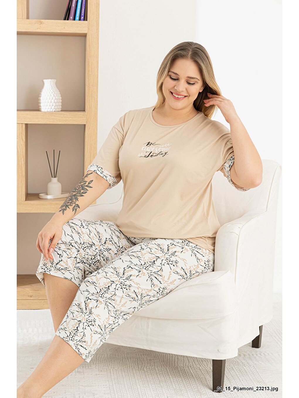 Bej Kadın Bambu Viskon Yüksek Kaliteli Milan Kumaş Büyük Beden Kaprili Battal Pijama Takımı