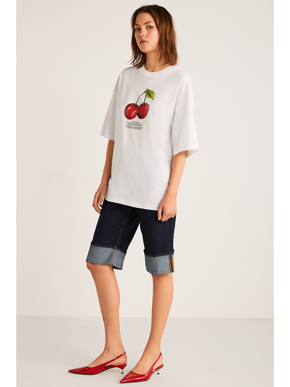 Beyaz ODALYS Kadın %100 Organik Pamuklu Oversize Fit Bol Kesim Kiraz Baskılı Bisiklet Yaka BEYAZ T-Shirt-4