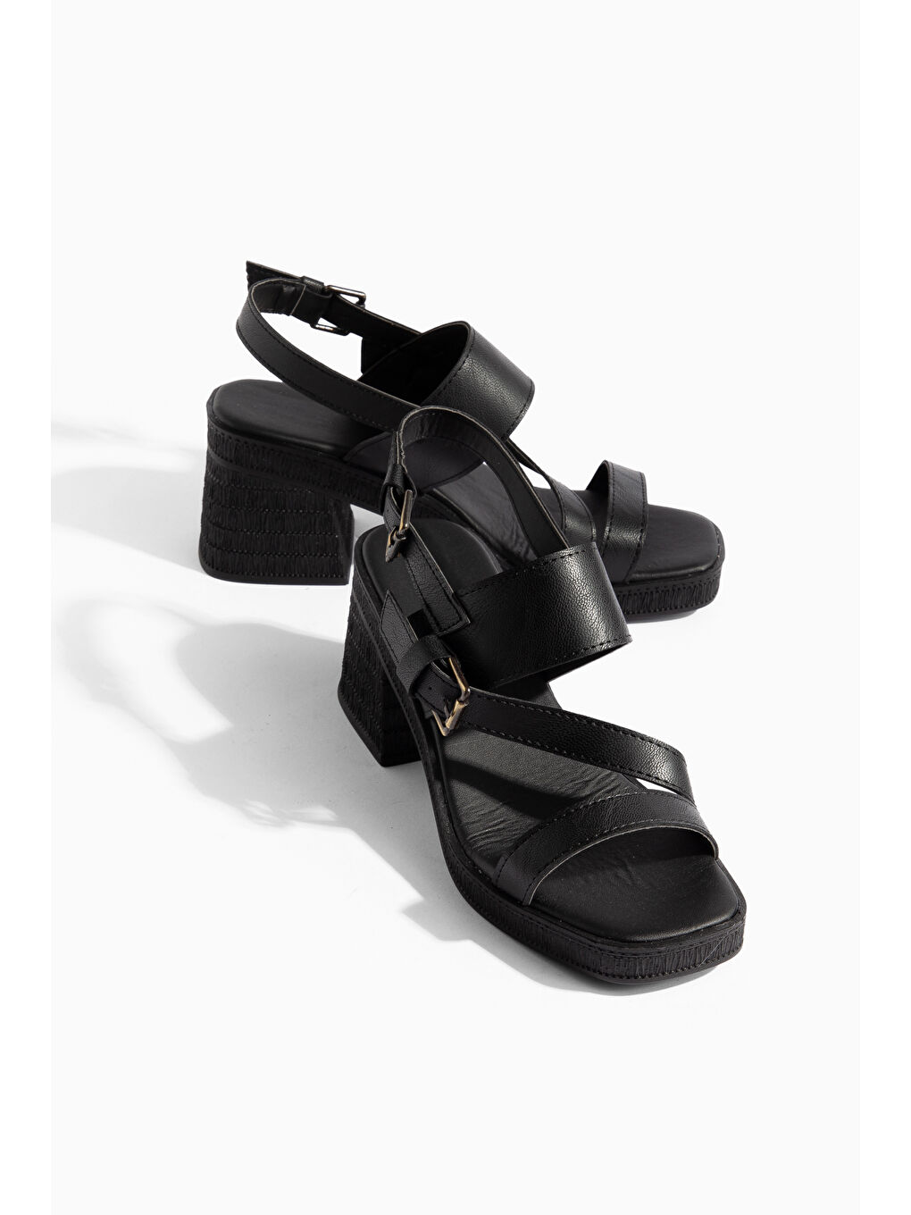 Siyah Loske Günlük Ortopedik Klasik Topuklu Kadın Ayakkabı