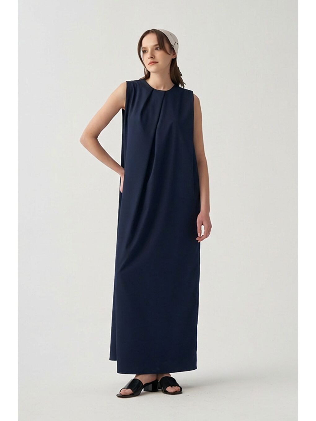 Lacivert-Önü Pile Detaylı Polyviscon Elbise-1