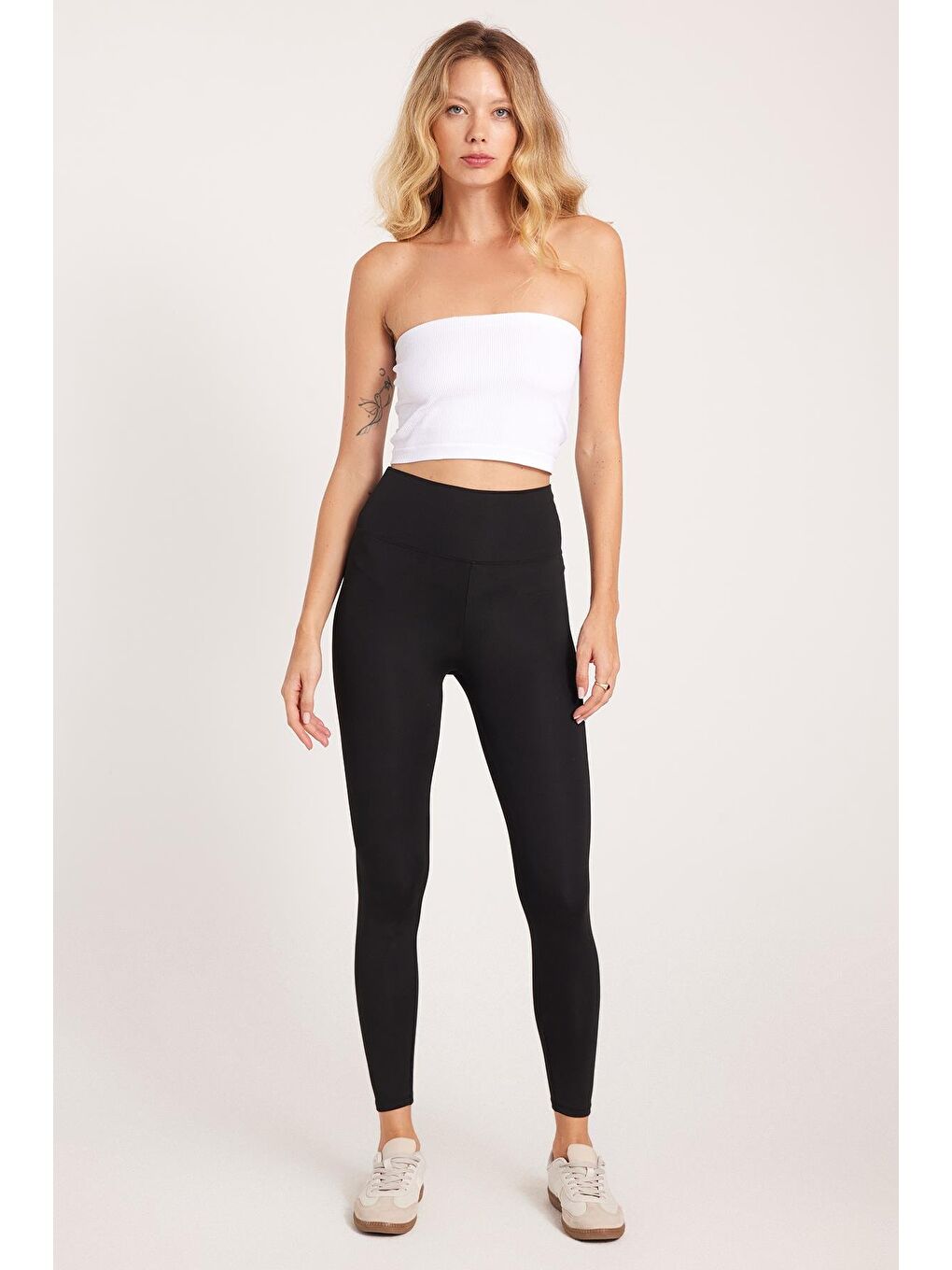 Kadın Slim Fit Dar Kesim Scuba Kumaş Beli Lastikli Siyah Tayt-3