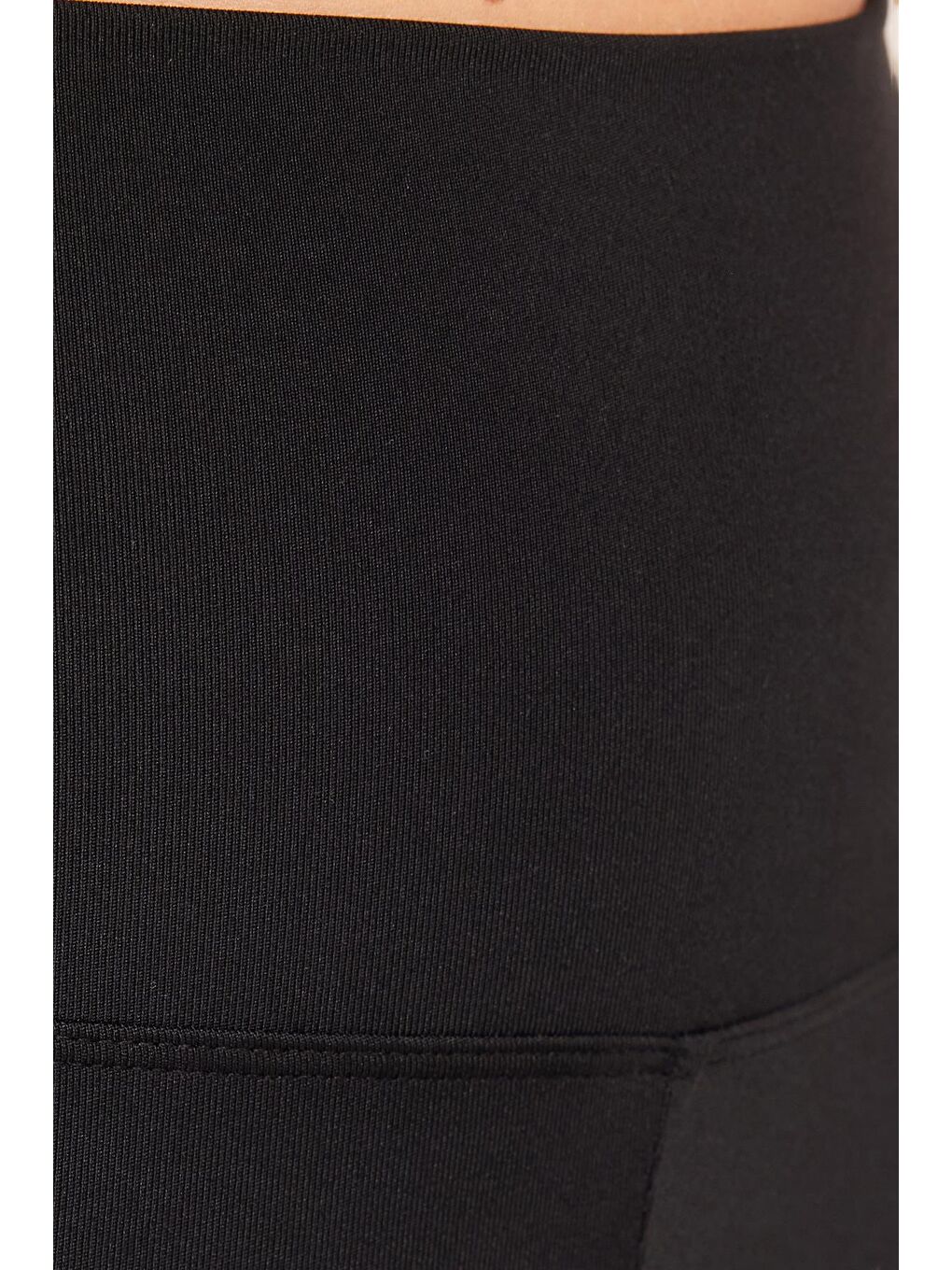Kadın Slim Fit Dar Kesim Scuba Kumaş Beli Lastikli Siyah Tayt-4