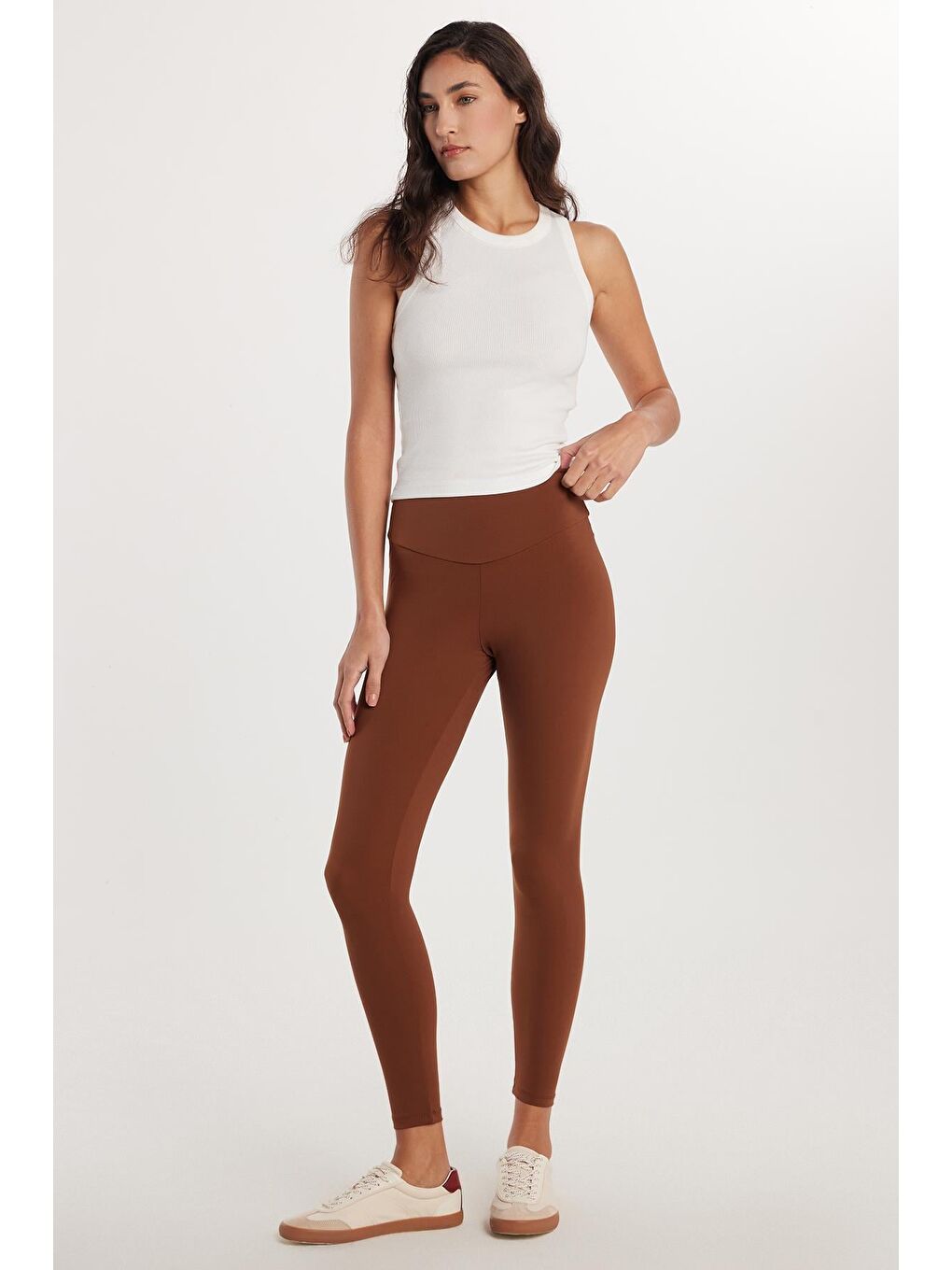 Kadın Süper Slim Beli Lastikli İnterlok Standart Boy Normal Bel Kahverengi Tayt-1