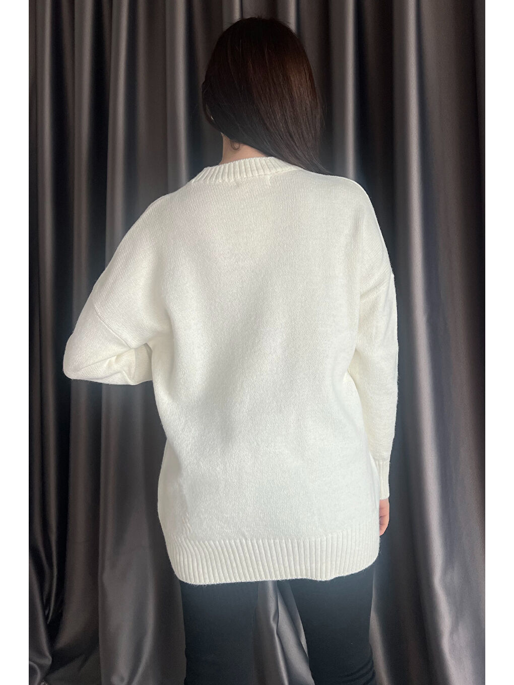 Ekru Aplike Ayılı Kadın Triko Kazak-3