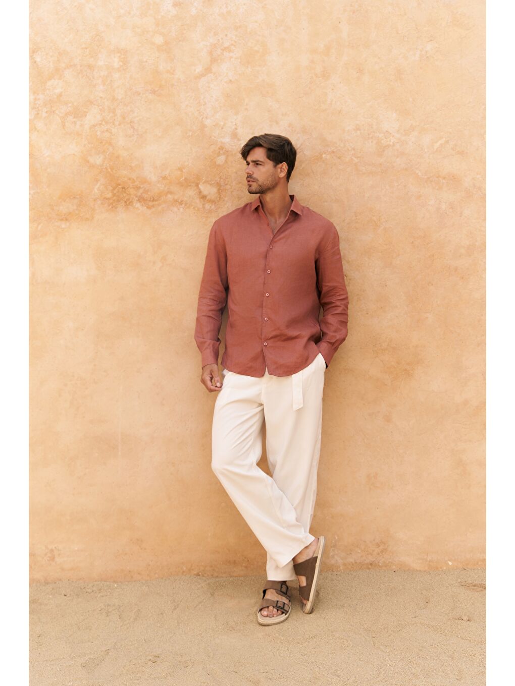 Kahverengi Ottavia Tarçın Keten Oversize Erkek Gömlek-3