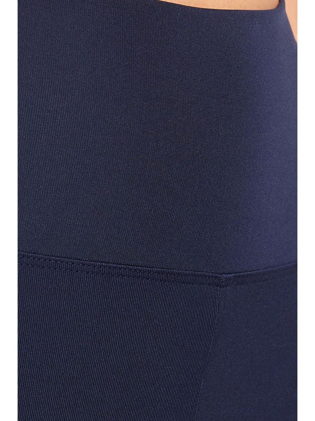 Kadın Slim Fit Dar Kesim Scuba Kumaş Beli Lastikli Lacivert Tayt-4