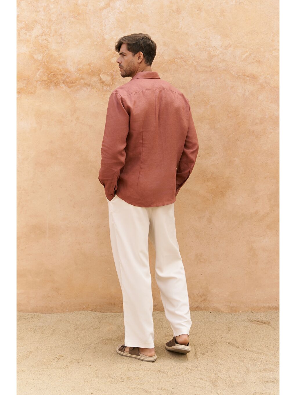 Kahverengi Ottavia Tarçın Keten Oversize Erkek Gömlek-4