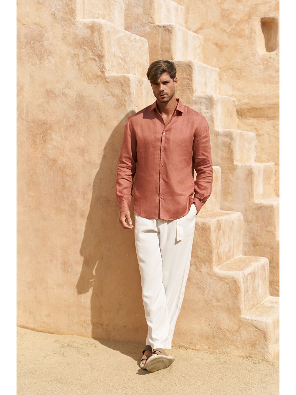 Kahverengi Ottavia Tarçın Keten Oversize Erkek Gömlek-5