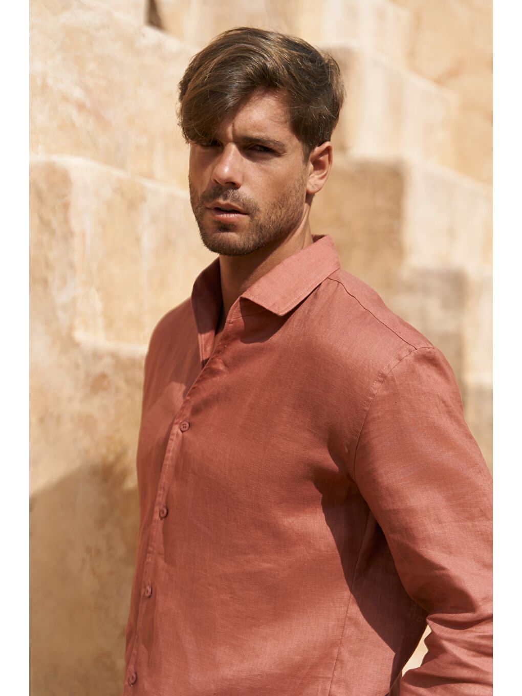 Kahverengi Ottavia Tarçın Keten Oversize Erkek Gömlek-6