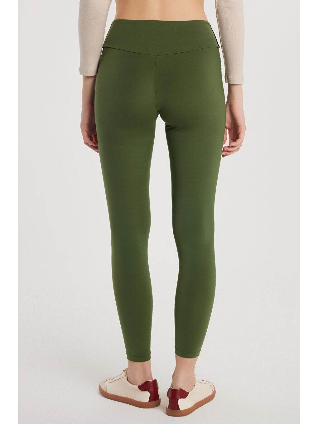 Kadın Süper Slim Beli Lastikli İnterlok Standart Boy Normal Bel Haki Tayt-4