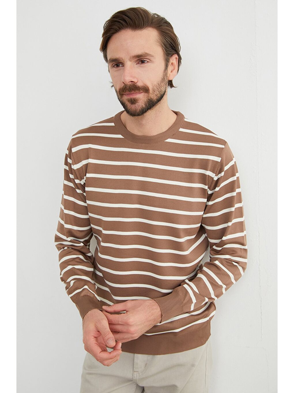 Kahverengi Çizgili Bisiklet Yaka Kazak-3