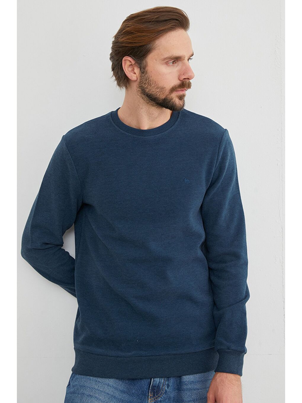 İndigo M Harf Nakışlı Fitilli Bisiklet Yaka Büyük Beden Sweatshirt-1