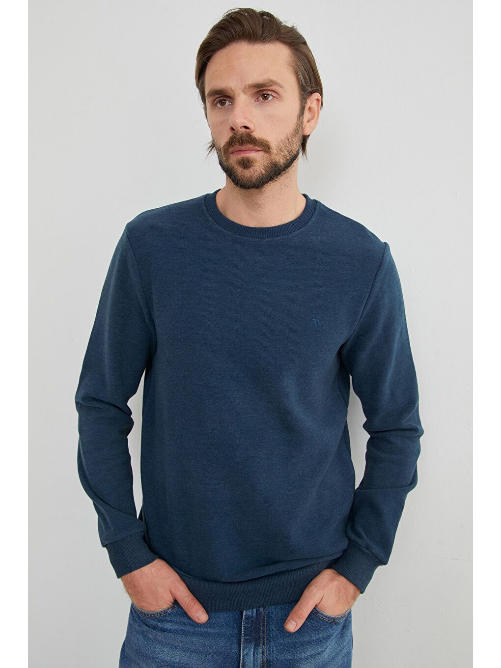 İndigo M Harf Nakışlı Fitilli Bisiklet Yaka Büyük Beden Sweatshirt-3