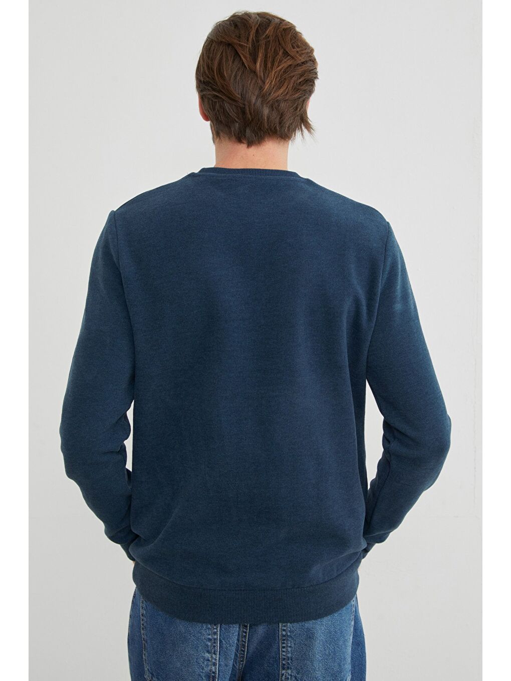 İndigo M Harf Nakışlı Fitilli Bisiklet Yaka Büyük Beden Sweatshirt-4