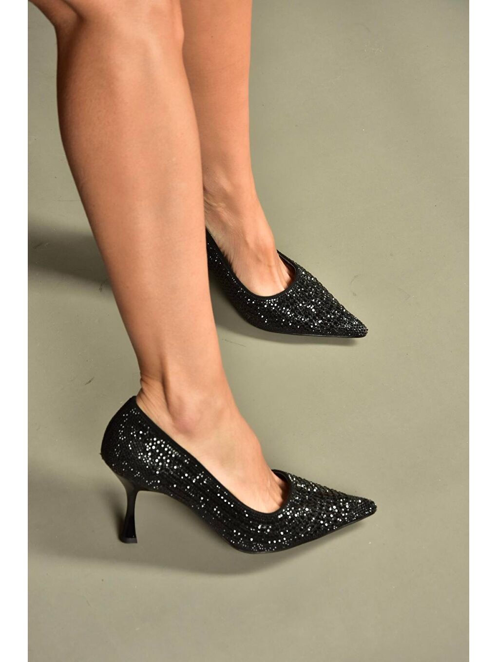 Siyah Kadın Topuklu Ayakkabı V820772109-2