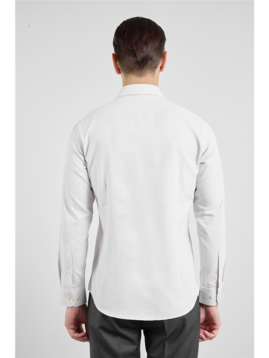 Koyu Bej Kendinden Desenli Sert Yaka Uzun Kol Cepsiz Slim Fit Pamuklu Gömlek 1004255283-4