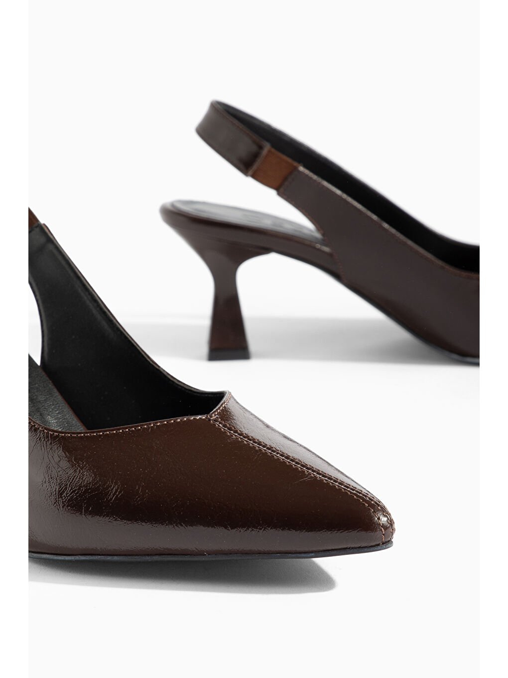 Kahverengi D2301 Günlük Ortopedik Kadın Klasik Topuklu Ayakkabı-1