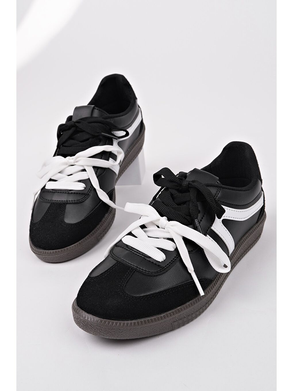 Siyah RETRO Çift Bağcıklı Günlük Kadın Sneaker Spor Ayakkabı