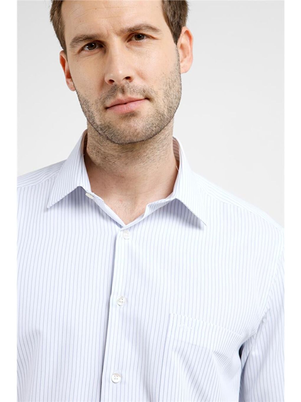 Beyaz-Mavi Çizgili Desen Sert Yaka Uzun Kol Cepli Comfort Fit Pamuklu Gömlek 1004255275-3