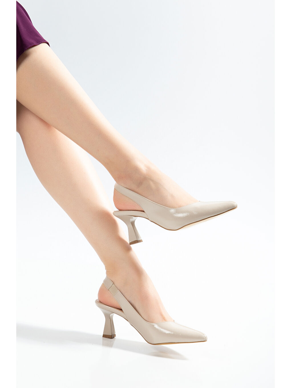 Bej D2301 Günlük Ortopedik Kadın Klasik Topuklu Ayakkabı-3