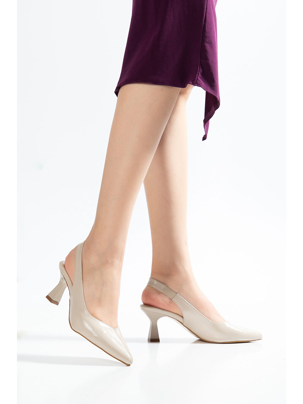 Bej D2301 Günlük Ortopedik Kadın Klasik Topuklu Ayakkabı-4