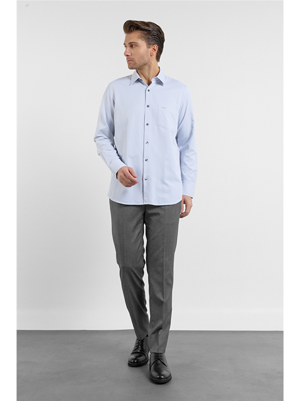 Gri Kendinden Desenli Sert Yaka Uzun Kol Cepli Comfort Fit Pamuklu Gömlek 1004255269-1